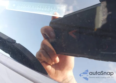 2016 Toyota Highlander Le V6 from USA, damaged, VIN 5TDBKRFH1GS269457